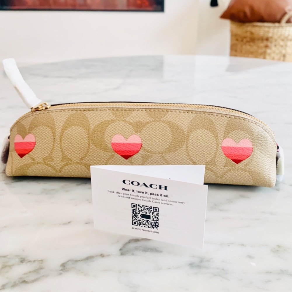 Authentic Coach Pencil Case and Wristlet Set With Signature Canvas Stripe Heart - Picture 5 of 13